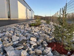 Charles River toimitila Kuopio piha