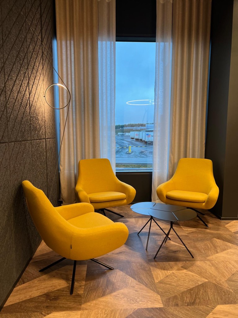 Toimitila Nostopalvelu J. Helaakoski yläkerta