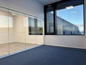 BRAND toimitilojen rakentama toimitila Sagax Finland Oy:lle Pirkkalan Linnakalliossa