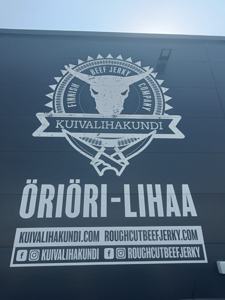 Kuivalihakundi nimikyltti