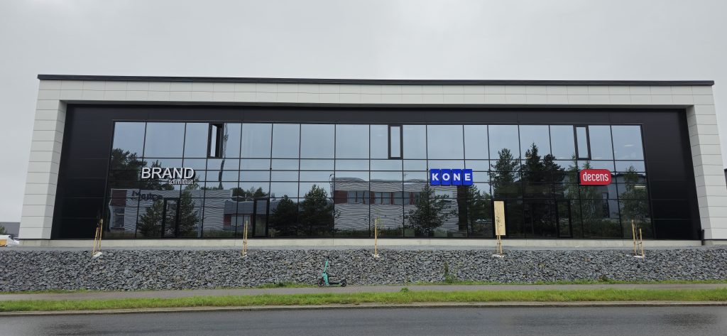 BRAND toimitilat julkisivu
