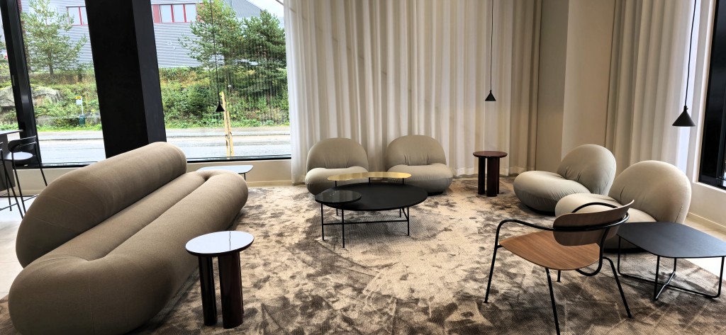 BRAND toimitilat lounge