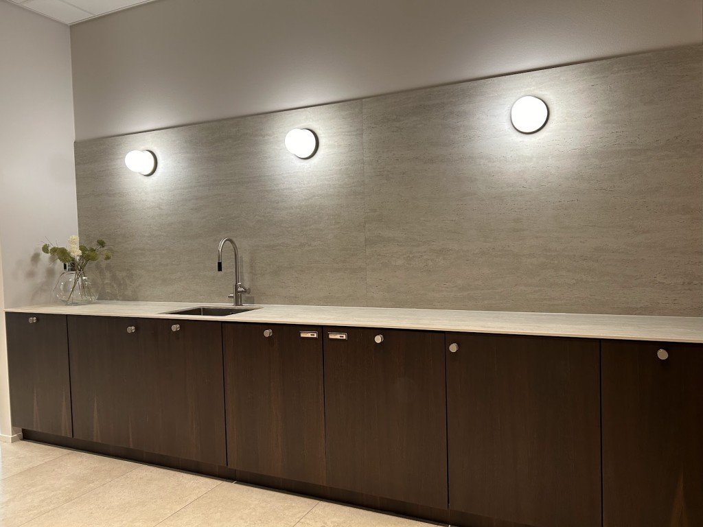 BRAND toimitilat keittiö